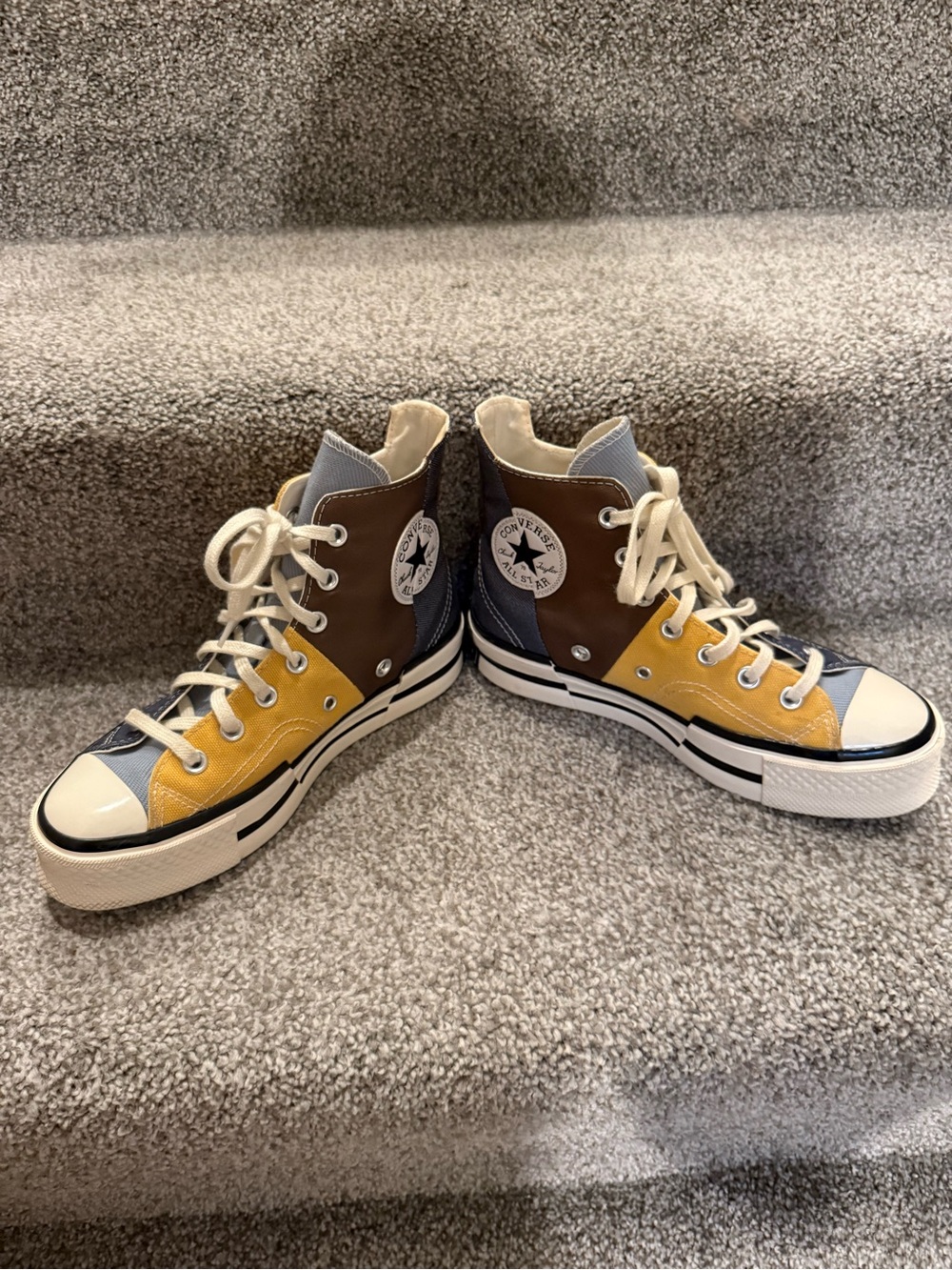 Colorblock High-Top Converse - Picture 5 of 9